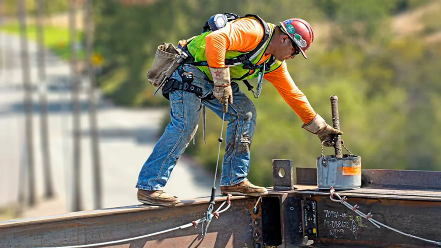 líneas de vida autorretráctiles en Panamá